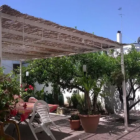Bed & Breakfast Arcona 3*